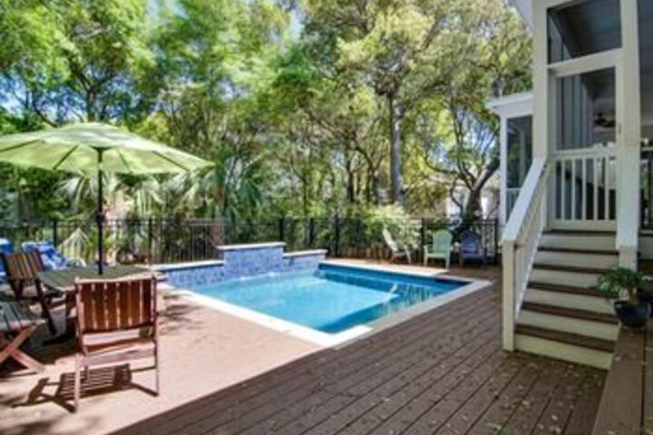 Pool 38 of 40