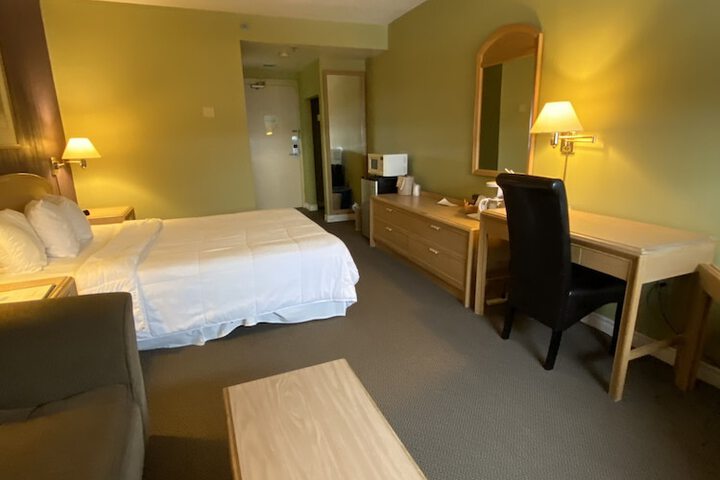 Hotel Entry
