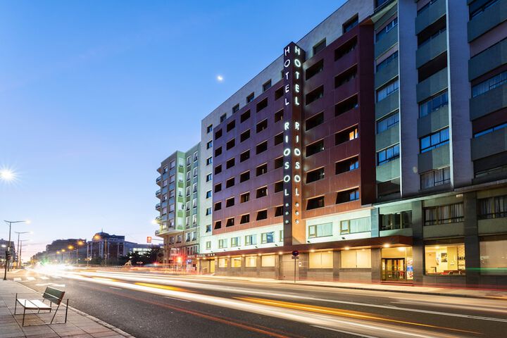 Hotel 50 of 52