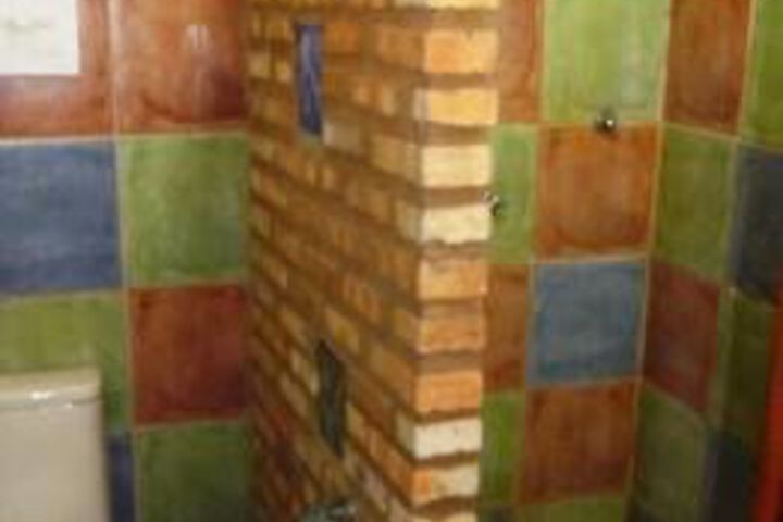 Room 4 of 25