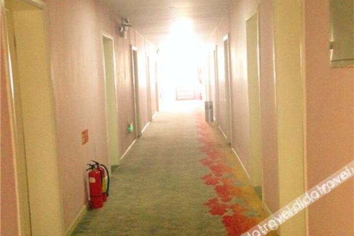 Hotel Interior 11 of 27