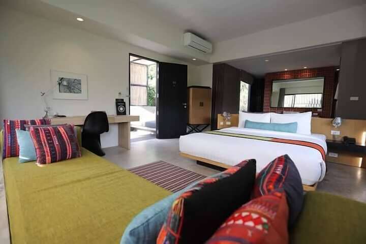 Room 14 of 38
