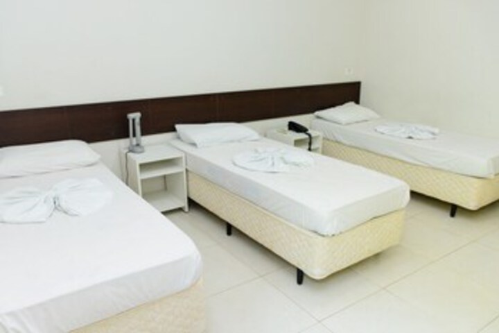 Room 19 of 37