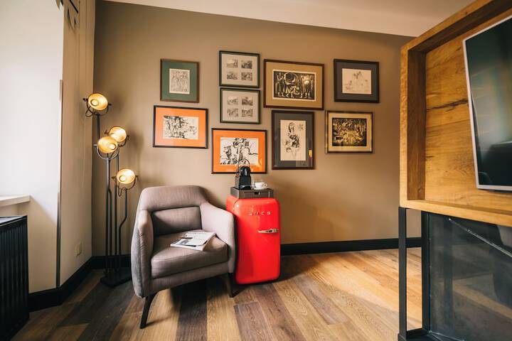 Room 22 of 61