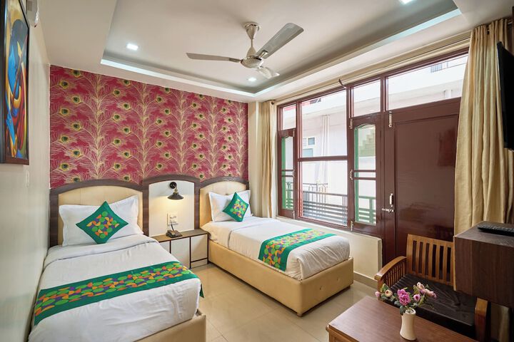 Room 30 of 55