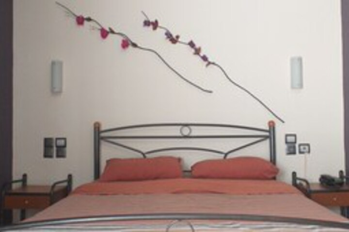 Room 36 of 60