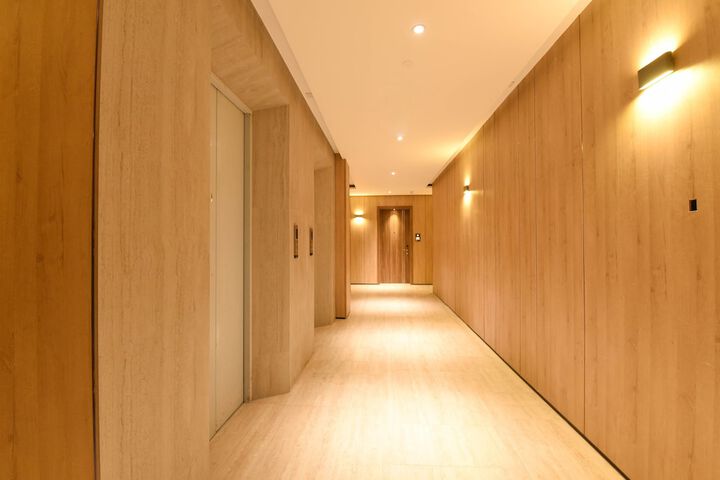 Ballroom/Hall 45 of 55