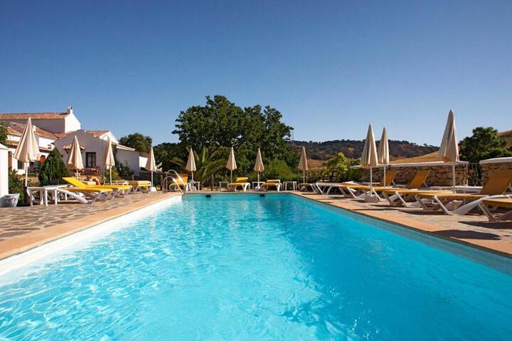 Hotel Cortijo Las Piletas