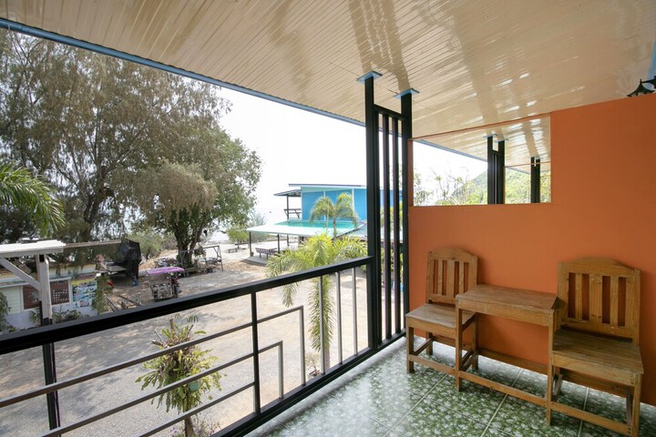 Terrace/Patio 28 of 48