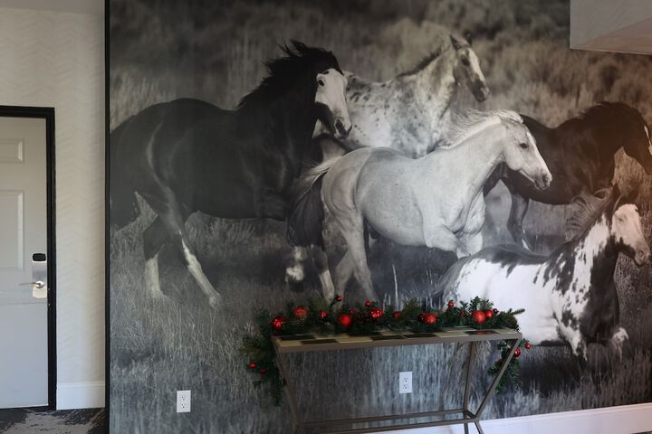 Ballroom/Hall 59 of 95