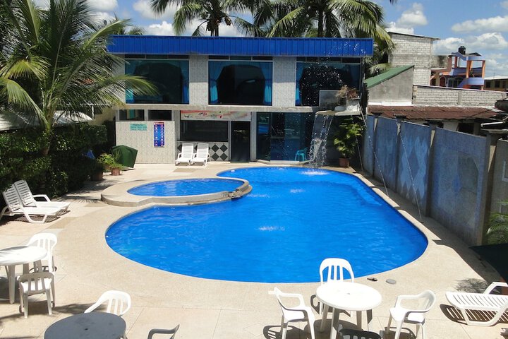 Pool 16 of 30