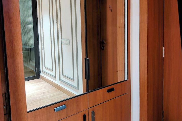 Room 49 of 115