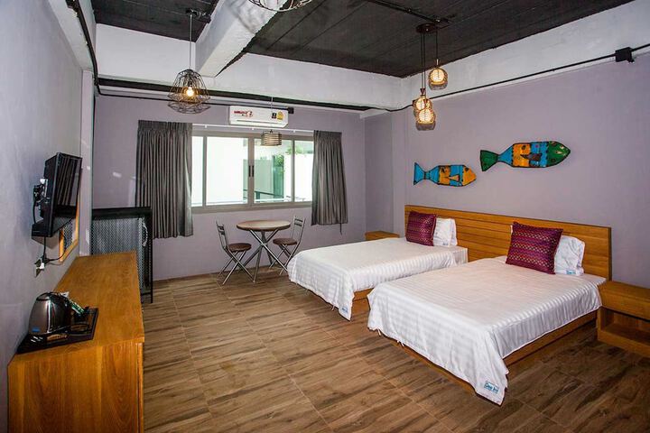 Room 8 of 24
