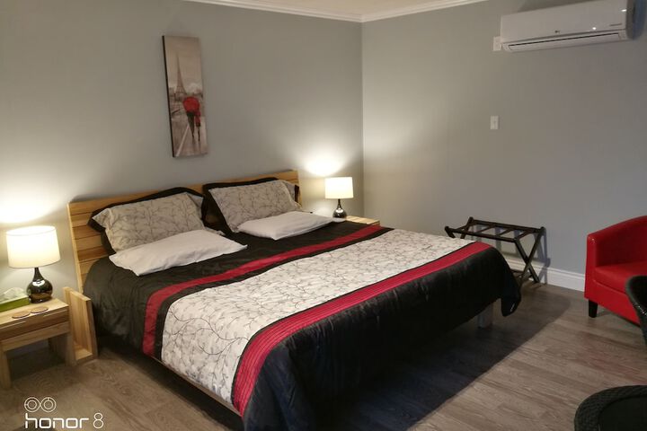 Room 43 of 61