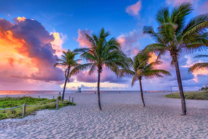 Image of Surf & Sand Seaside