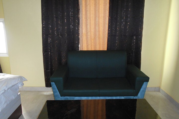 Room 9 of 22