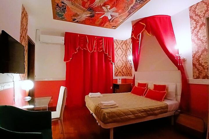 Room 8 of 15