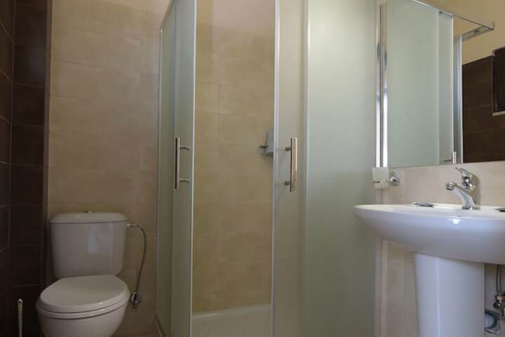 Room 21 of 55