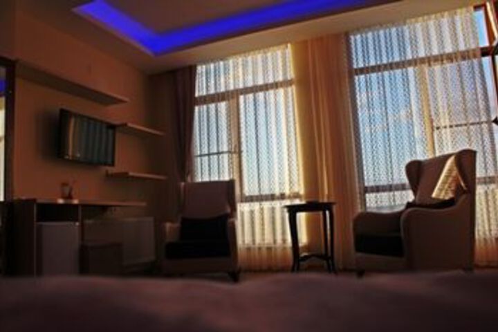 Room 22 of 35