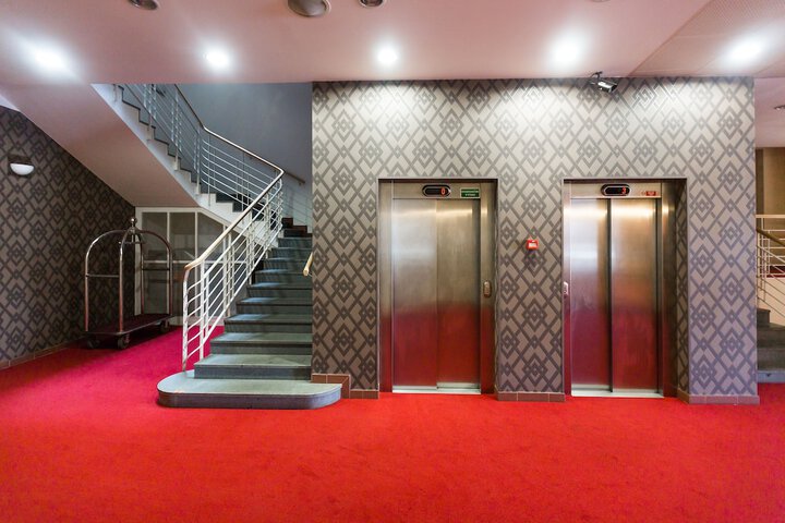 Guest Lobby