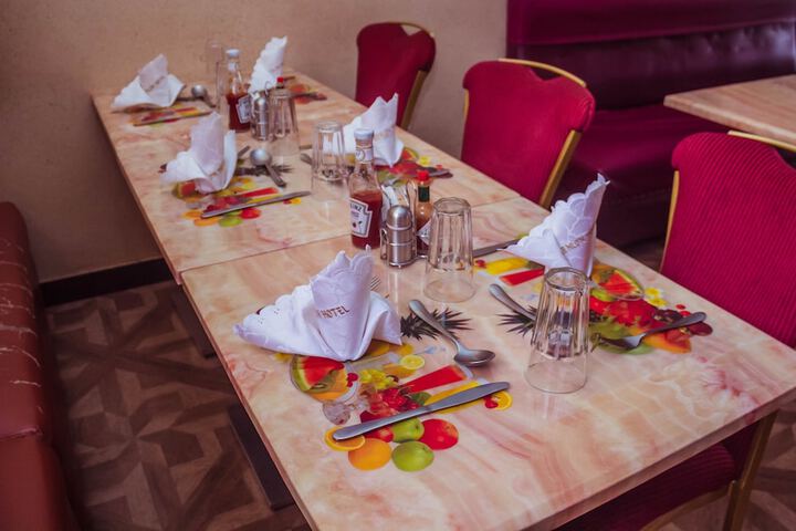 Dining 78 of 117
