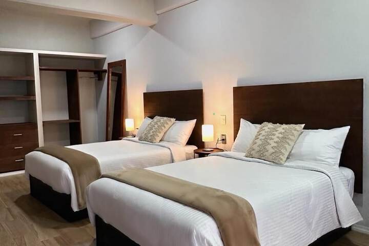 Room 8 of 21