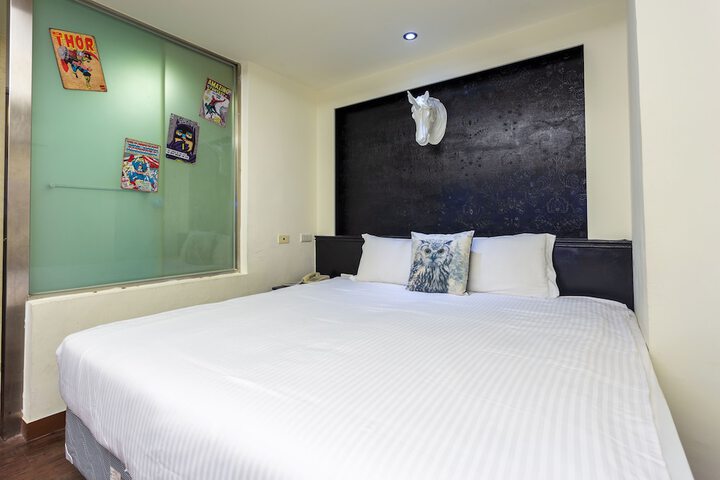 Room 14 of 46