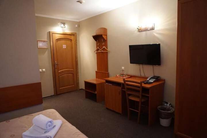 Room 26 of 60