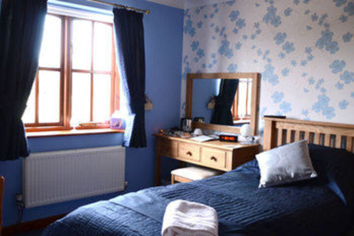 Room 12 of 17