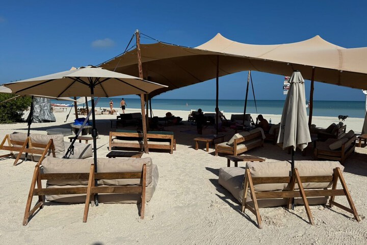 Beach 76 of 92