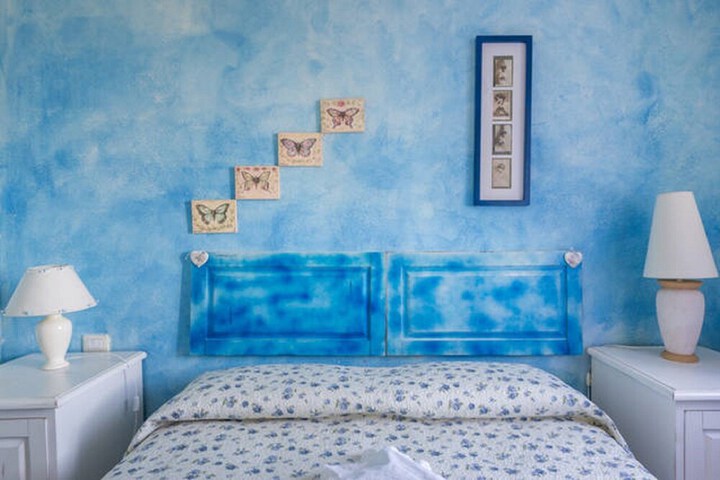 Room 11 of 42