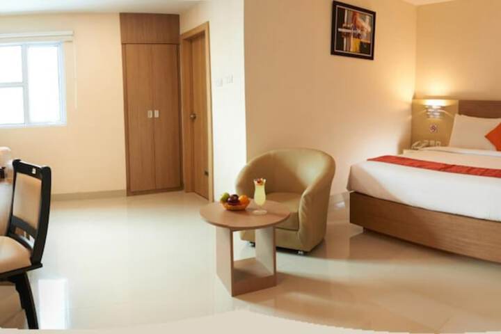 Room 28 of 64
