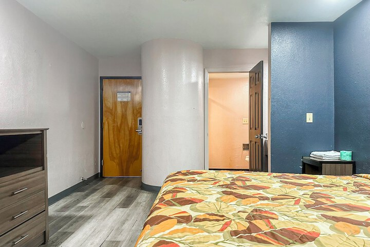 Room 15 of 58