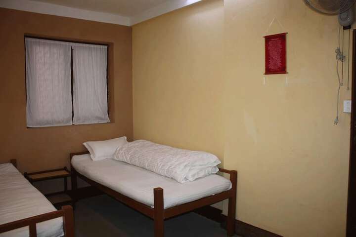 Room 13 of 15