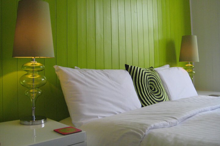 Room 3 of 40