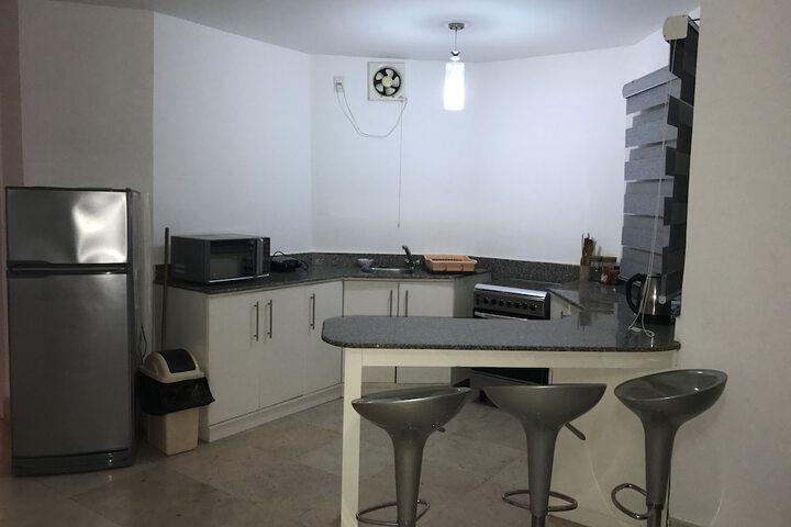 Room 4 of 126