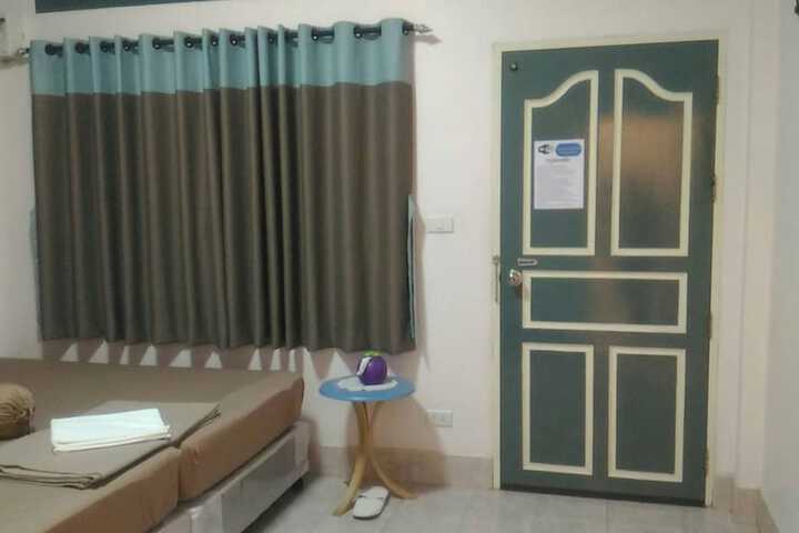 Room 36 of 41