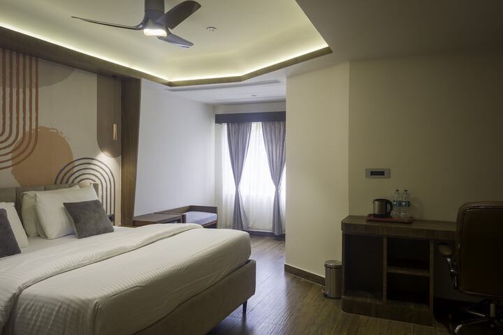 Room 16 of 43