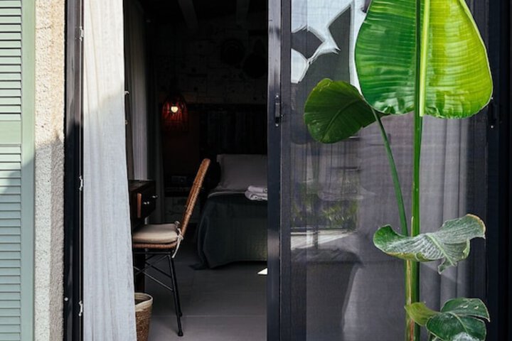 Room 22 of 53