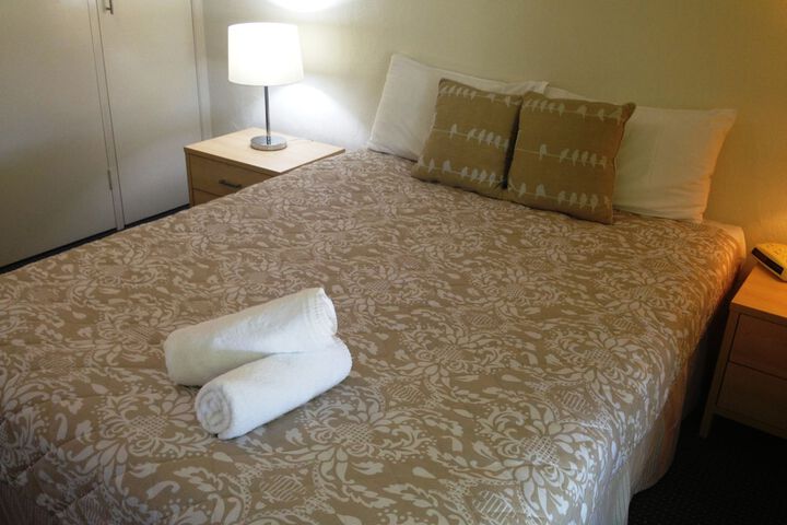 Room 2 of 17