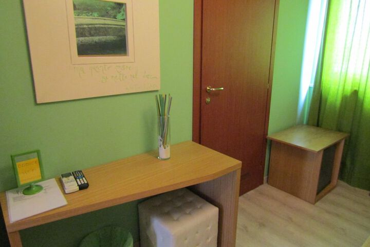 Room 13 of 45
