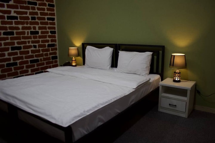 Room 20 of 28