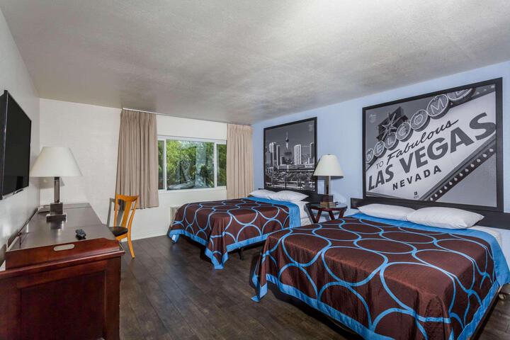 1 King Bed (6 of 7)