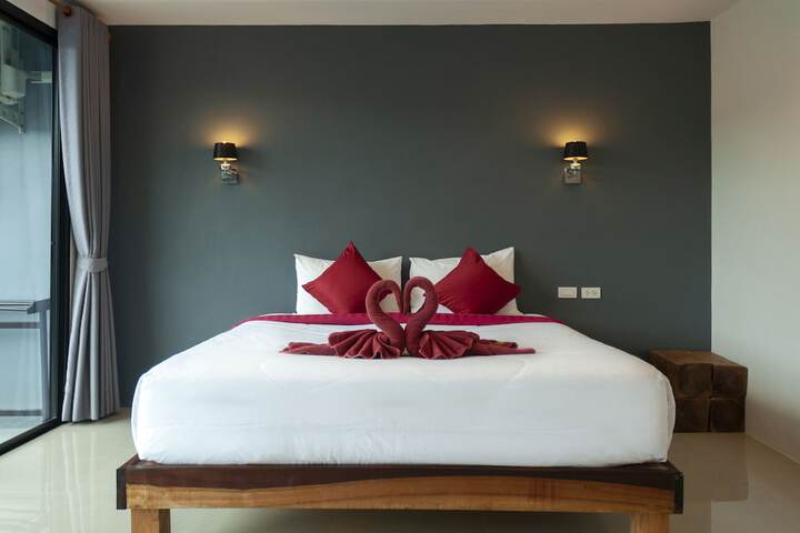Room 8 of 31