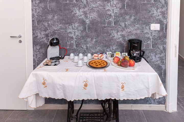 Breakfast/Coffee Service 55 of 60