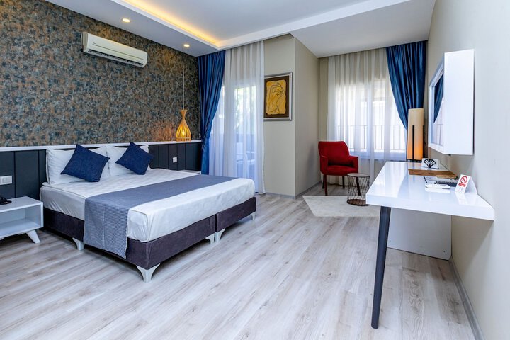 Room 14 of 21