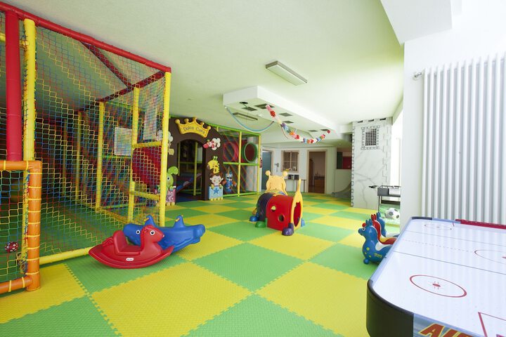 Childrens Activities 105 of 148