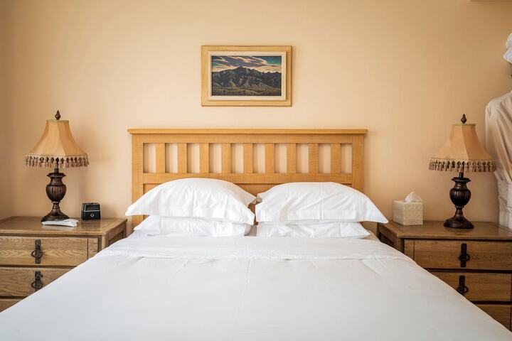 Room 10 of 36