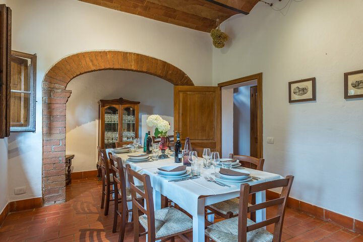 Dining 130 of 160