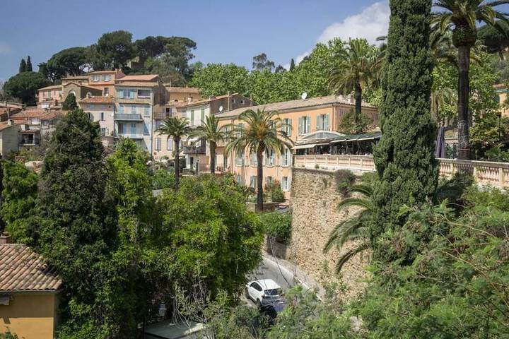 Hotel Restaurant Le Bellevue in Bormes-Les-Mimosas